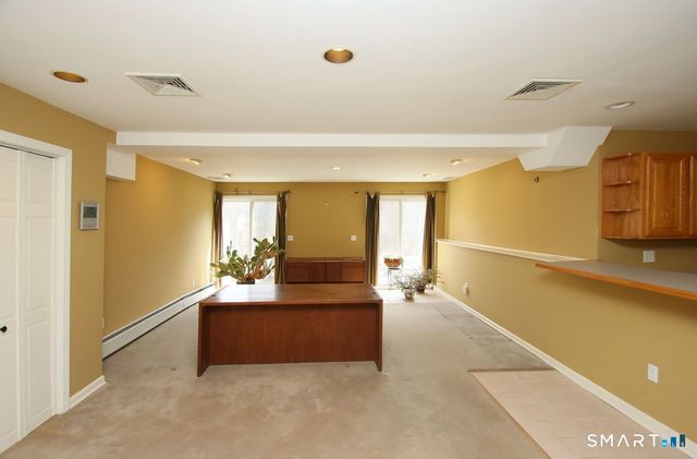 22 Meadowood Drive, New Milford, CT 06776