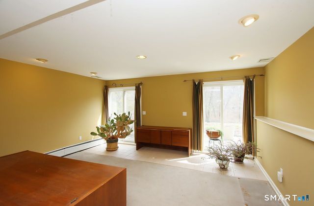 22 Meadowood Drive, New Milford, CT 06776