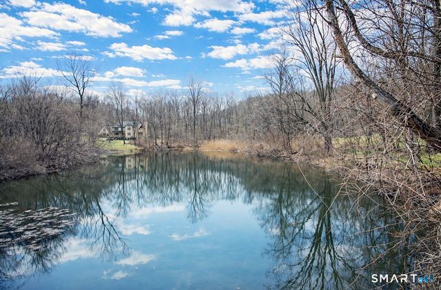 22 Meadowood Drive, New Milford, CT 06776