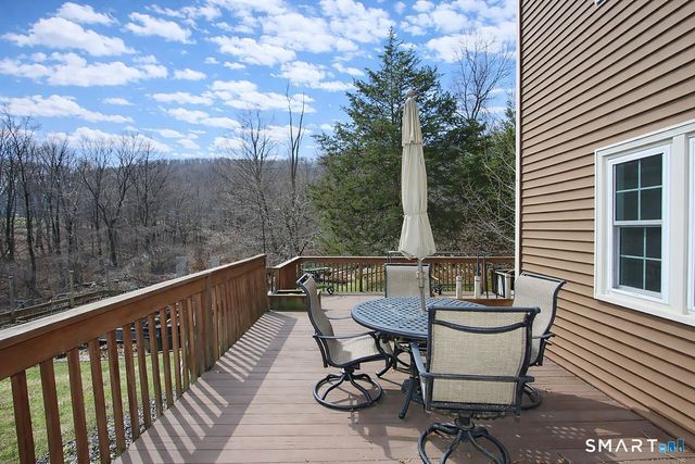 22 Meadowood Drive, New Milford, CT 06776