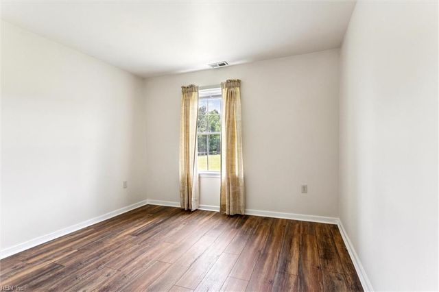 1643 Burnt Mill RD, Surry, VA 23883