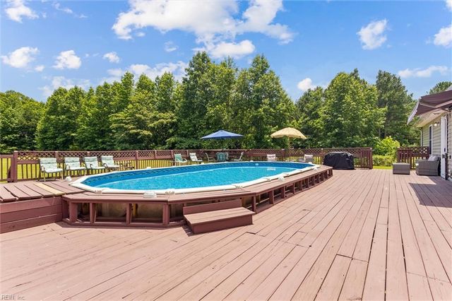 1643 Burnt Mill RD, Surry, VA 23883