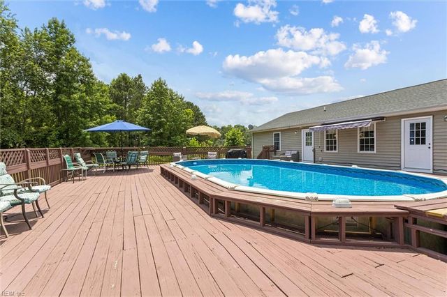 1643 Burnt Mill RD, Surry, VA 23883