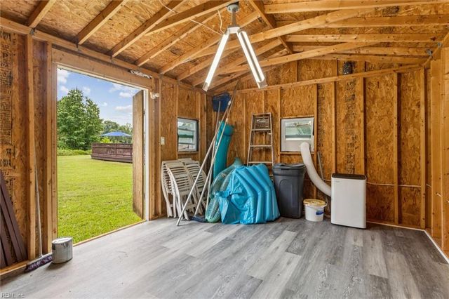 1643 Burnt Mill RD, Surry, VA 23883