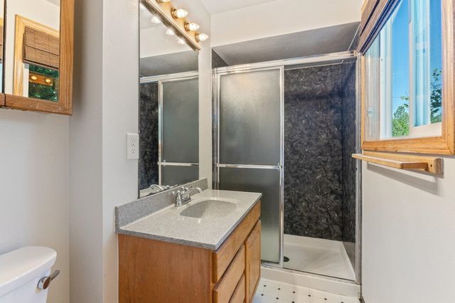 13908 E 32nd Ave, Spokane Valley, WA 99037