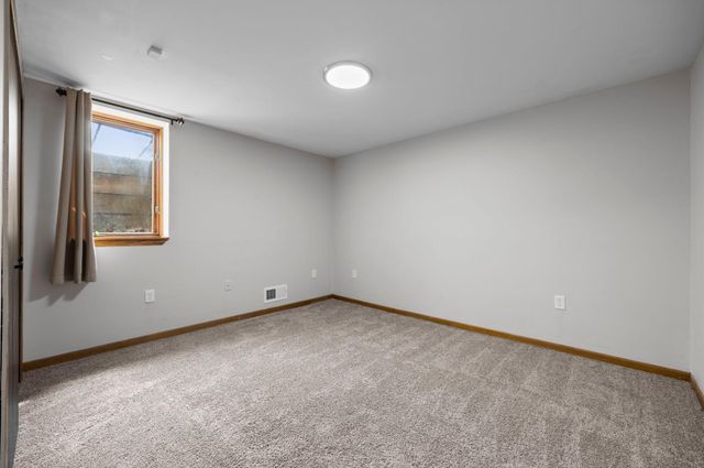 1227 Flicker Circle, Eagan, MN 55123