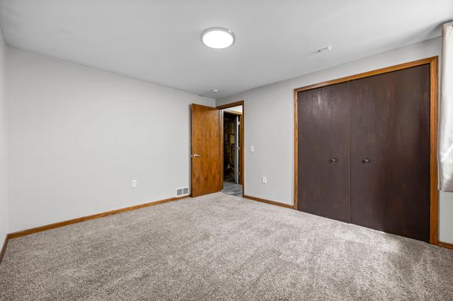 1227 Flicker Circle, Eagan, MN 55123