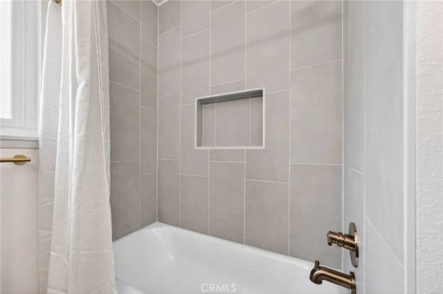 128 W Ramona, Rialto, CA 92376