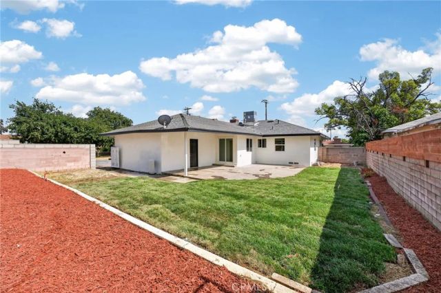128 W Ramona, Rialto, CA 92376