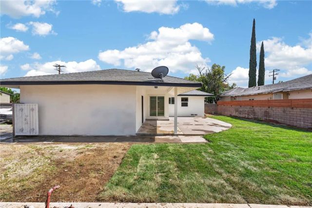 128 W Ramona, Rialto, CA 92376