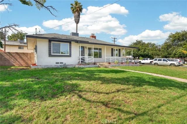 128 W Ramona, Rialto, CA 92376