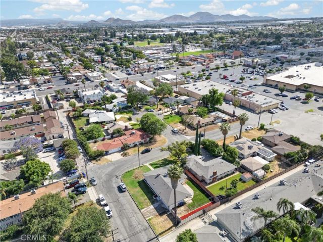 128 W Ramona, Rialto, CA 92376
