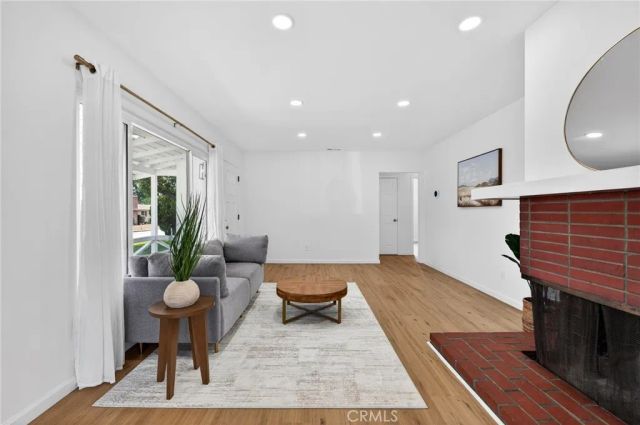 128 W Ramona, Rialto, CA 92376