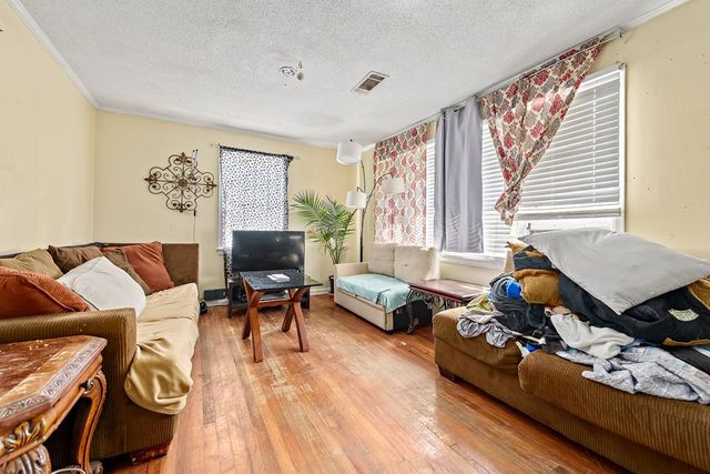 1472 W W Selma St, Dothan, AL 36301