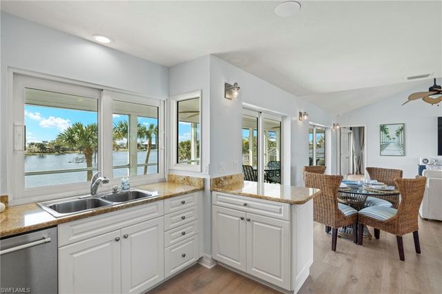 3311 Twin Lakes LN, Sanibel, FL 33957