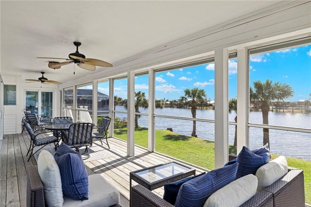 3311 Twin Lakes LN, Sanibel, FL 33957