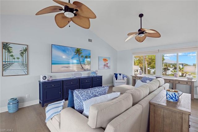 3311 Twin Lakes LN, Sanibel, FL 33957