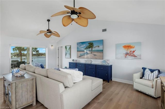 3311 Twin Lakes LN, Sanibel, FL 33957