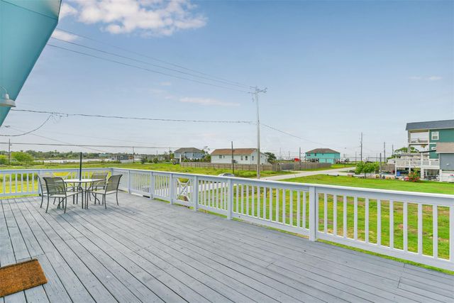 1004 20th Street, Dickinson, TX 77539