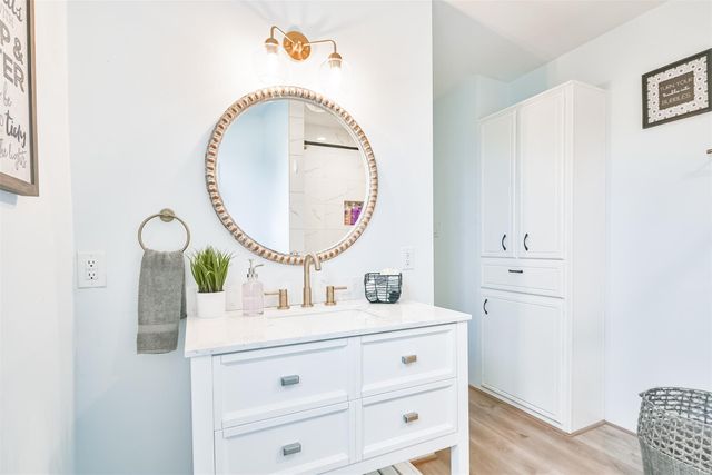 1004 20th Street, Dickinson, TX 77539