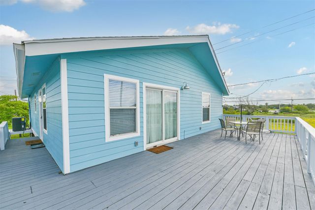 1004 20th Street, Dickinson, TX 77539