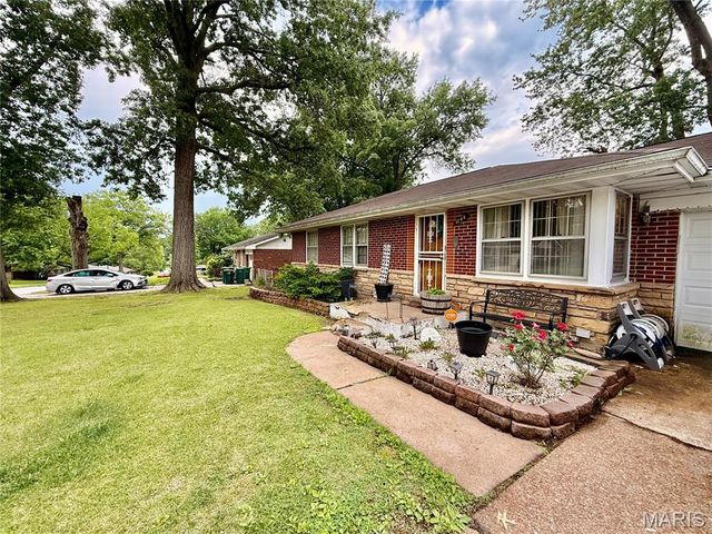 1244 Forest Home Drive, Bellefontaine Nghbrs, MO 63137
