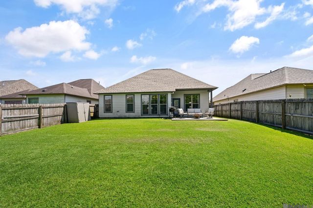 15145 Wax Myrtle Ave, Baton Rouge, LA 70817