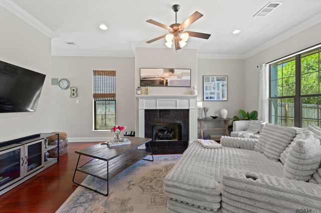 15145 Wax Myrtle Ave, Baton Rouge, LA 70817