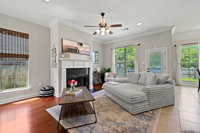 15145 Wax Myrtle Ave, Baton Rouge, LA 70817