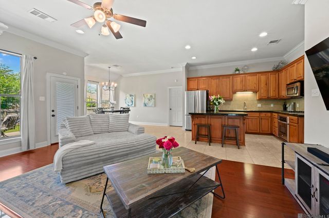 15145 Wax Myrtle Ave, Baton Rouge, LA 70817