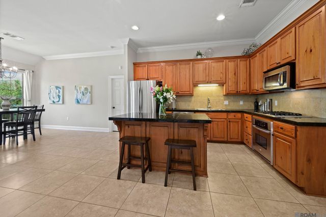 15145 Wax Myrtle Ave, Baton Rouge, LA 70817