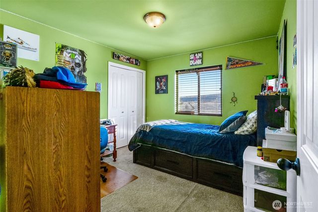 8903 NE Stonecrest Road, Moses Lake, WA 98837