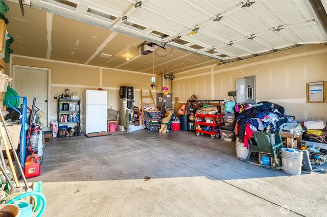 8903 NE Stonecrest Road, Moses Lake, WA 98837