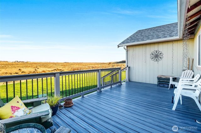 8903 NE Stonecrest Road, Moses Lake, WA 98837
