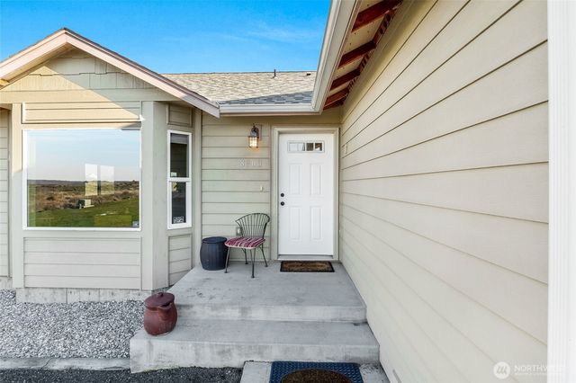 8903 NE Stonecrest Road, Moses Lake, WA 98837