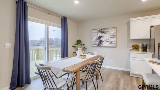 5606 N 189 Street, Elkhorn, NE 68022