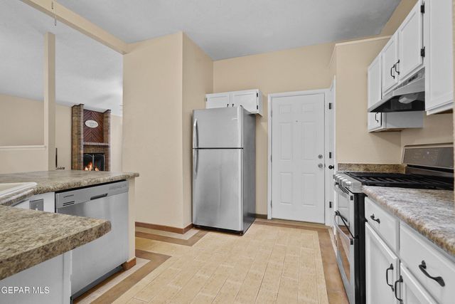 10928 SANDY KOUFAX Drive, El Paso, TX 79934