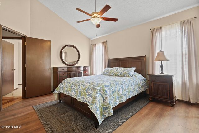 10928 SANDY KOUFAX Drive, El Paso, TX 79934