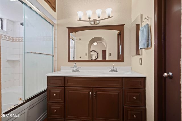 10928 SANDY KOUFAX Drive, El Paso, TX 79934