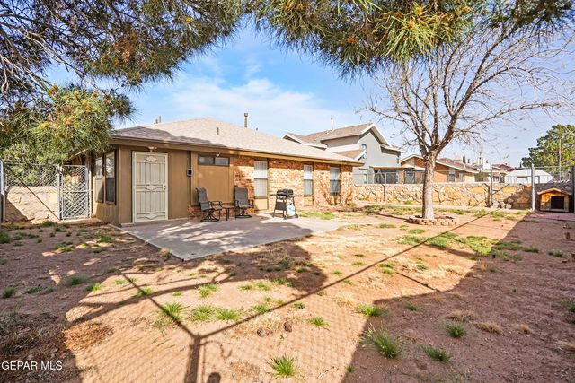 10928 SANDY KOUFAX Drive, El Paso, TX 79934