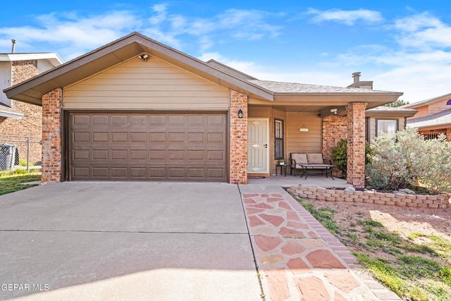 10928 SANDY KOUFAX Drive, El Paso, TX 79934