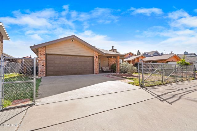 10928 SANDY KOUFAX Drive, El Paso, TX 79934