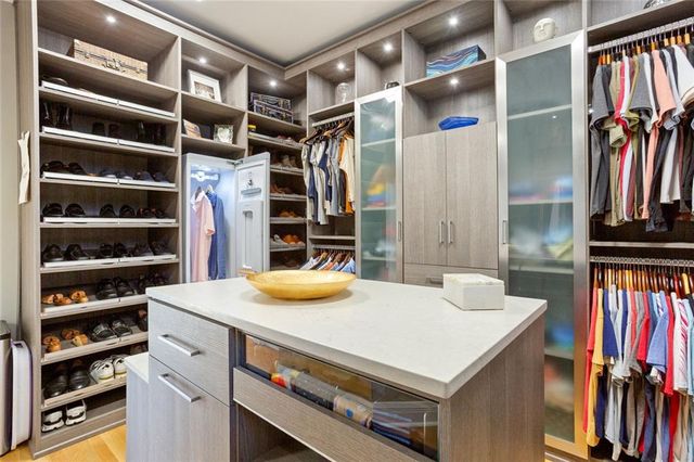 3906 Paces Ferry NW Road, Atlanta, GA 30327