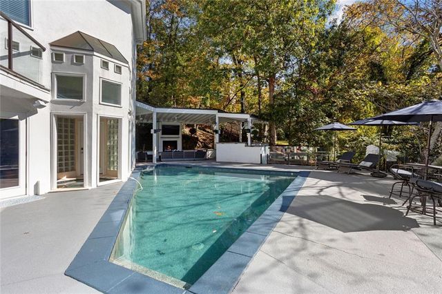 3906 Paces Ferry NW Road, Atlanta, GA 30327