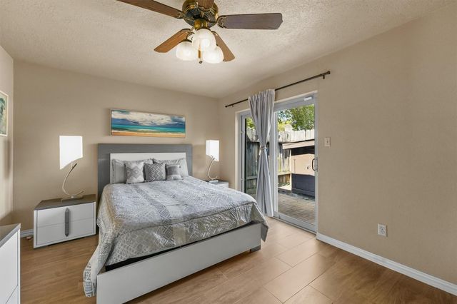 242 Blackwater Lane, Houston, TX 77015