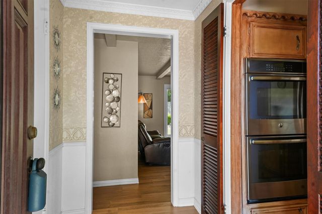 242 Blackwater Lane, Houston, TX 77015