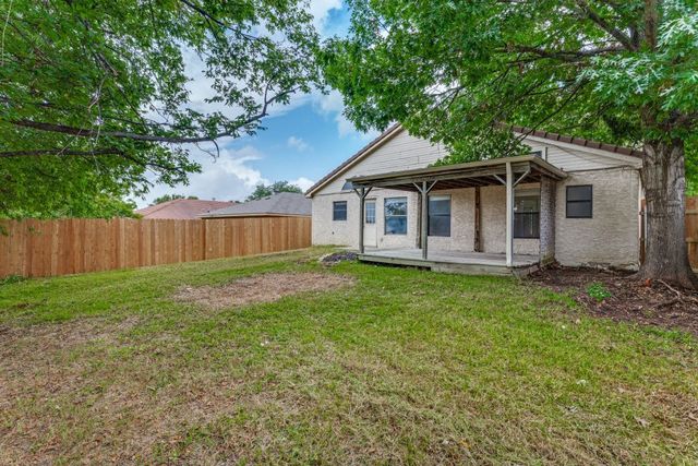 10209 Cool Spring Drive, Fort Worth, TX 76108