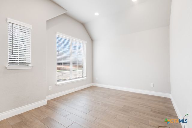 1952 Highland, Seguin, TX 78155