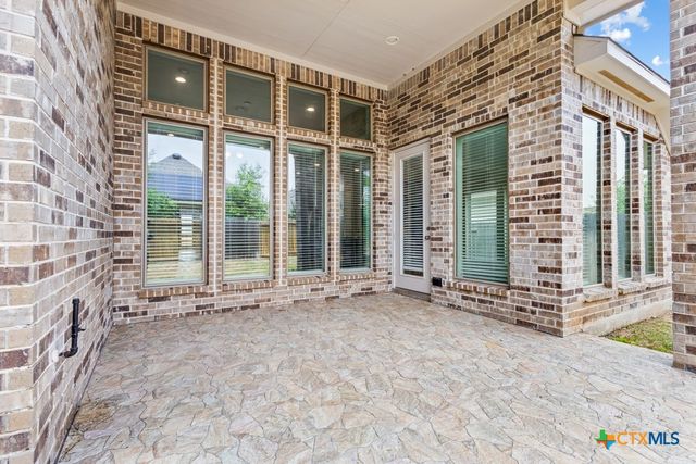 1952 Highland, Seguin, TX 78155