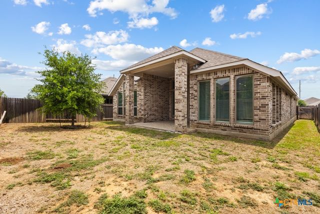 1952 Highland, Seguin, TX 78155